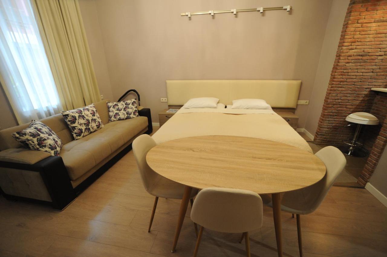 Old Tbilisi Metekhi One Room エクステリア 写真